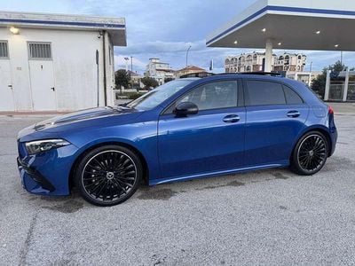 Usata Mercedes A180 Advanced Plus 116 CV (85 kW) 2025 Blu/azzurro Berlina