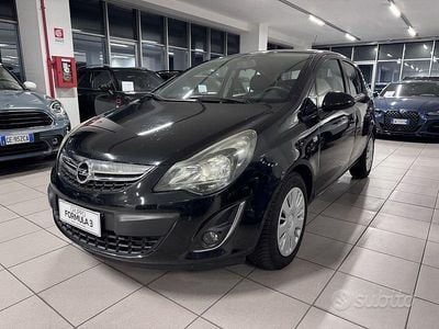 Usata Opel Corsa Edition 75 CV (55 kW) 2014 Nero Utilitaria