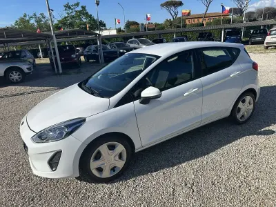 Begagnad Ford Fiesta 86 HK (63 kW) 2017 Vit Halvkombi