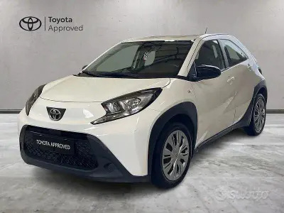 Usata Toyota Aygo X Active 72 CV (52 kW) 2022 Bianco SUV