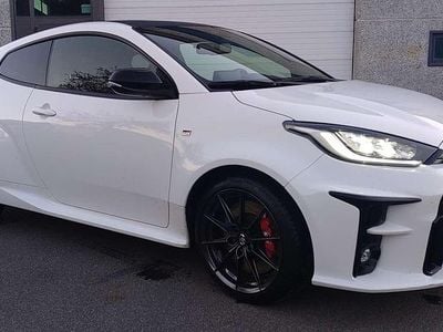 Usata Toyota Yaris 262 CV (192 kW) 2021 Bianco Utilitaria