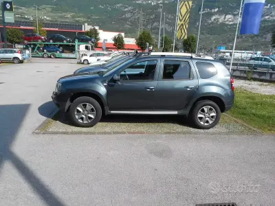 Usado Dacia Duster 110 CV (80 kW) 2017 Gris SUV