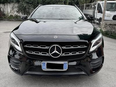 Usata Mercedes GLA200 Premium 136 CV (100 kW) 2017 Nero SUV