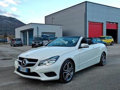 Usata Mercedes E250 Premium 203 CV (149 kW) 2014 Bianco Cabrio