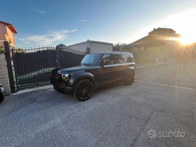 Usata Land Rover Defender HSE 240 CV (176 kW) 2020 Nero SUV