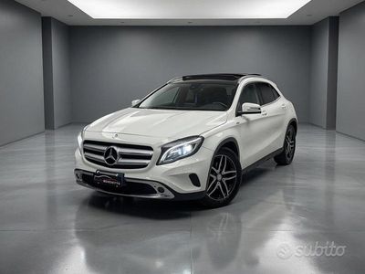 Usata Mercedes GLA180 108 CV (79 kW) 2016 Bianco SUV