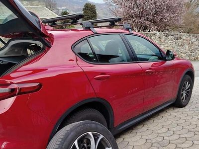 Usata Alfa Romeo Stelvio 180 CV (132 kW) 2018 Rosso SUV