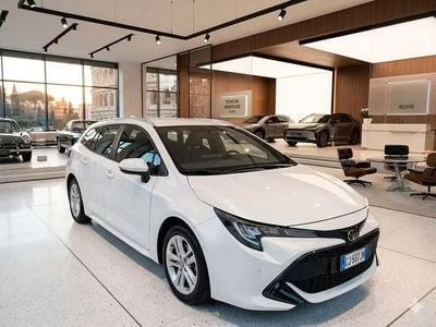 Usata Toyota Corolla Business Edition 97 CV (71 kW) 2022 Bianco Station wagon