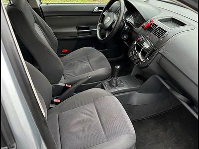 Usata VW Polo 64 CV (47 kW) 2005 Grigio Berlina