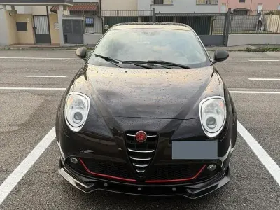 Second-hand Alfa Romeo MiTo Progression 105 CP (77 kW) 2010 Negru Hatchback
