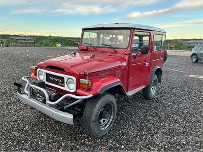 Usata Toyota Land Cruiser 1983 Rosso SUV