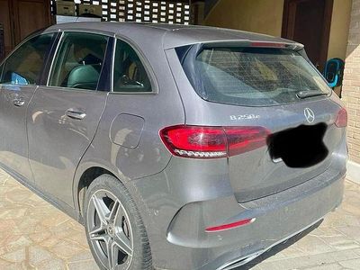 Usata Mercedes B250 2020 Grigio Monovolume