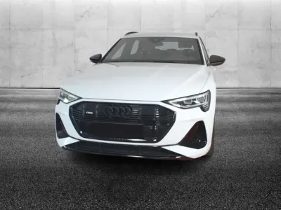 Usata Audi e-tron S-Line 158 kW (215 CV) 2022 Bianco SUV