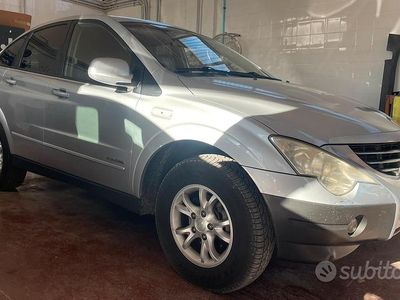 Begagnad SsangYong Actyon 141 HK (103 kW) 2008 Grå Kombi