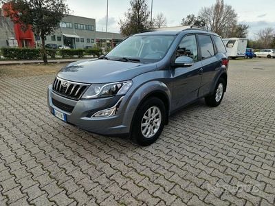 Usata Mahindra XUV500 140 CV (102 kW) 2018 Grigio SUV