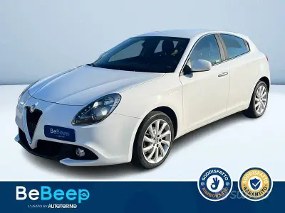 Usata Alfa Romeo Giulietta Super 120 CV (88 kW) 2016 Bianco metallizzato Utilitaria