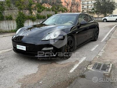 Usata Porsche Panamera 250 CV (183 kW) 2011 Nero Utilitaria