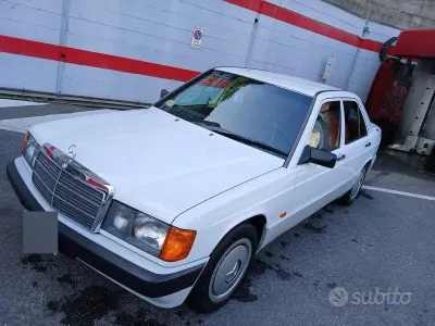 Usata Mercedes 190 122 CV (89 kW) 1989 Bianco Berlina