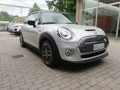 Usata Mini Cooper SE 75 kW (102 CV) 2021 Utilitaria