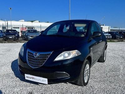 Usata Lancia Ypsilon Silver 80 CV (58 kW) 2013 Nero Utilitaria