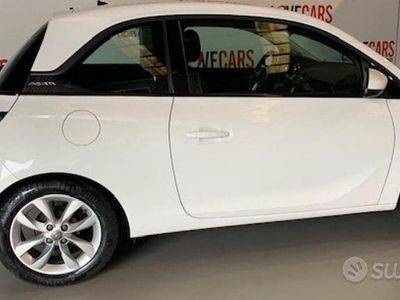 Usata Opel Adam 87 CV (63 kW) 2014 Bianco Utilitaria