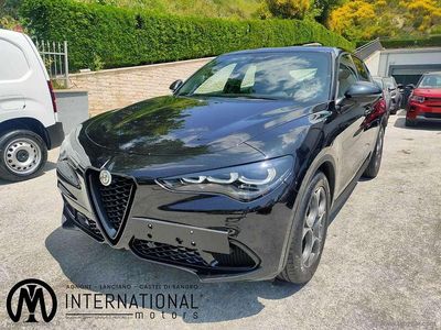 Usata Alfa Romeo Stelvio Sprint 160 CV (117 kW) 2024 Nero SUV
