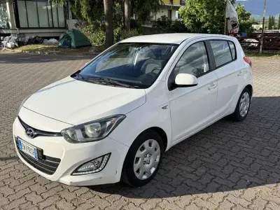Usata Hyundai i20 Edition 84 CV (61 kW) 2012 Other Utilitaria