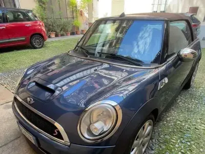 Usata Mini Cooper S Cabriolet 184 CV (135 kW) 2010 Cabrio