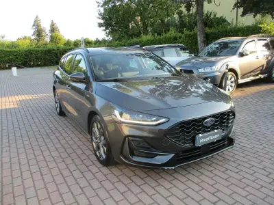 Usata Ford Focus ST-Line 125 CV (91 kW) 2023 Giallo Station wagon