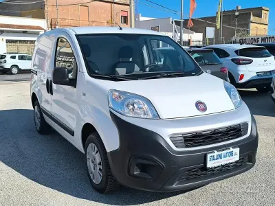 Usata Fiat Fiorino 80 CV (58 kW) 2018 Bianco Monovolume