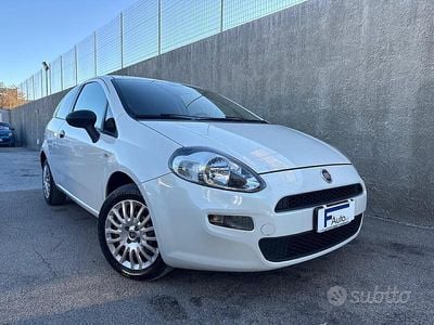 Usata Fiat Punto 75 CV (55 kW) 2013 Bianco Furgone