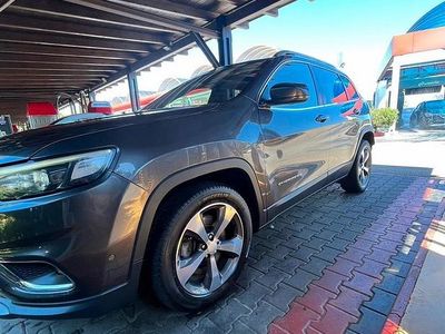 Usata Jeep Cherokee 195 CV (143 kW) 2019 Grigio SUV