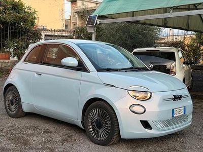 Usata Fiat 500e Business 86 kW (118 CV) 2020 Blu Berlina