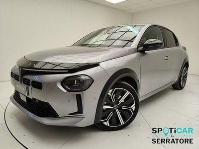 Usata Lancia Ypsilon 110 CV (80 kW) 2025 Grigio Utilitaria