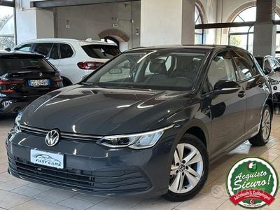 Usata VW Golf VII Life 150 CV (110 kW) 2021 Grigio Utilitaria