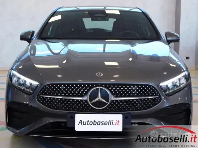 Occasion Mercedes A200 AMG line 136 ch (100 kW) 2024 Gris Berline