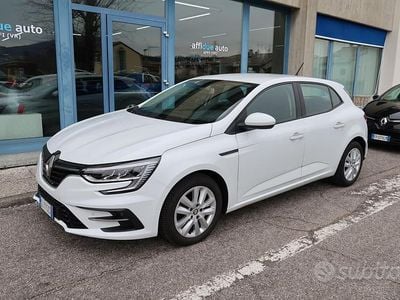 Usata Renault Mégane IV Techno 116 CV (85 kW) 2022 Bianco Berlina