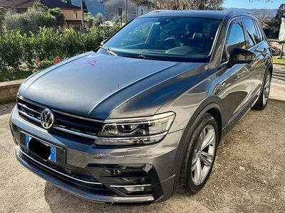 Usata VW Tiguan R-line 150 CV (110 kW) 2018 Grigio SUV