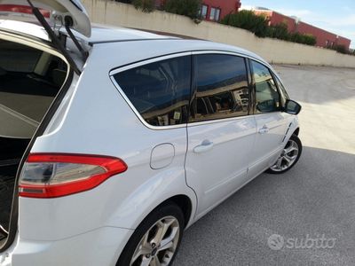 Usata Ford S-MAX 131 CV (96 kW) 2011 Bianco Monovolume