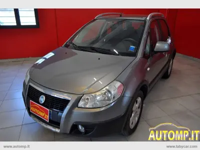 Usata Fiat Sedici Dynamic 107 CV (78 kW) 2007 Grigio SUV