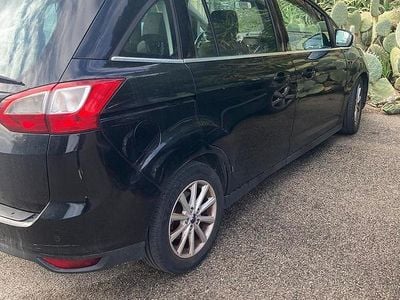 Usata Ford Grand C-Max 120 CV (88 kW) 2015 Nero Monovolume