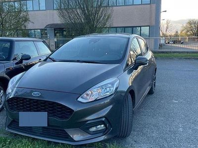 Usata Ford Fiesta ST-Line 125 CV (91 kW) 2018 Grigio Utilitaria