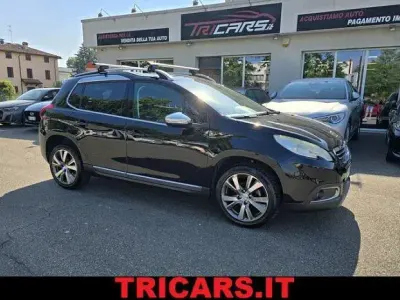 Usata Peugeot 2008 Allure 99 CV (72 kW) 2015 Nero SUV