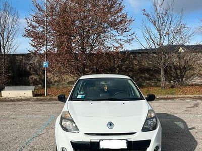 Usata Renault Clio II 2011 Bianco Utilitaria