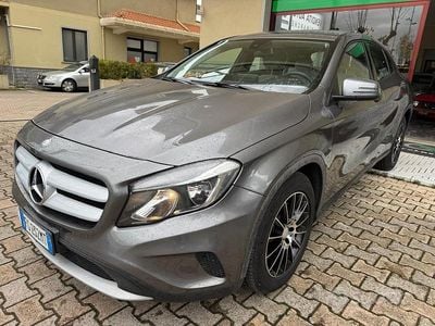 Usata Mercedes GLA180 Executive 108 CV (79 kW) 2016 Grigio SUV