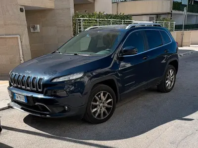 Occasion Jeep Cherokee 170 ch (125 kW) 2014 SUV