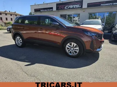 Gebraucht Peugeot 5008 Active 131 PS (96 kW) 2023 Braun SUV