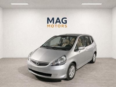 Usata Honda Jazz LS 83 CV (61 kW) 2006 Grigio Utilitaria