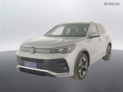 Usata VW Tiguan R-line 150 CV (110 kW) 2024 Grigio SUV