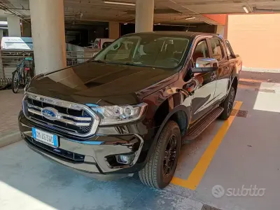 Usata Ford Ranger Wolftrak 170 CV (125 kW) 2023 Nero Pick-up